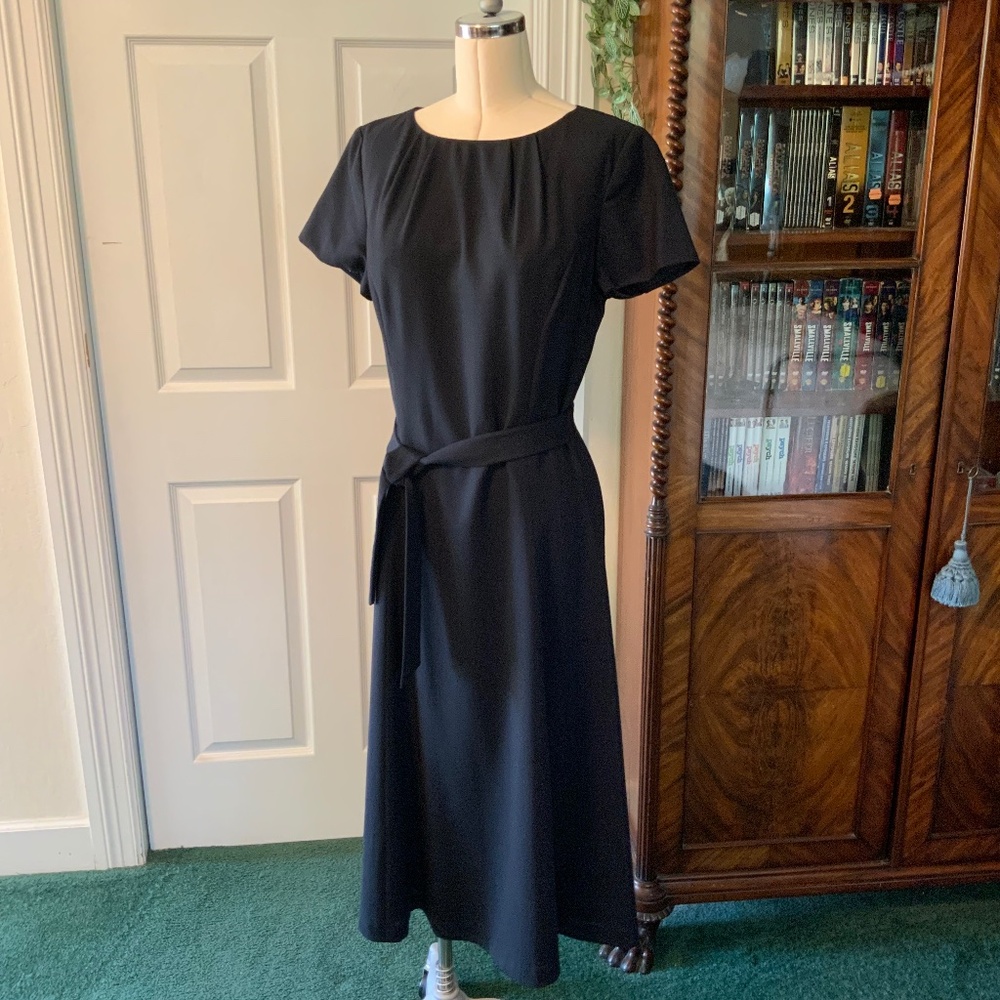 Deep Navy merino wool dress fabric woven in Italy by Ing. Loro Tiana & Co Sz=med
